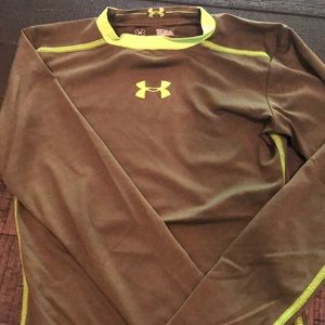 UA Long sleeve athletic Tee